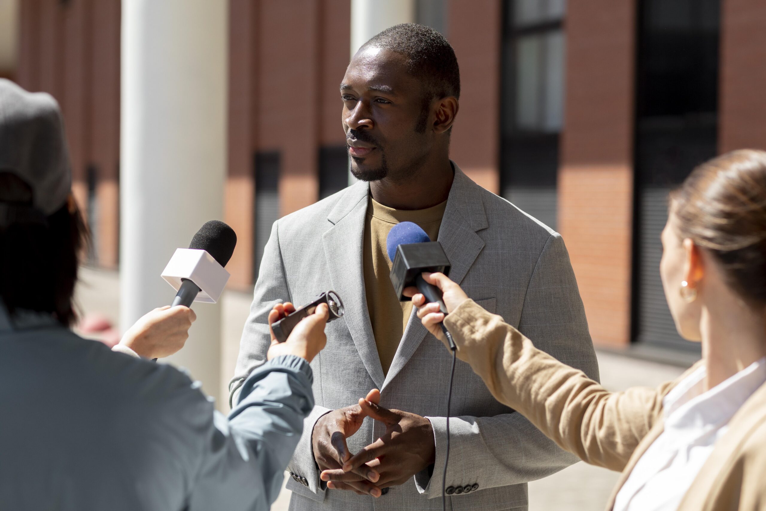 Communication politique : ce que les citoyens attendent vraiment de leurs députés